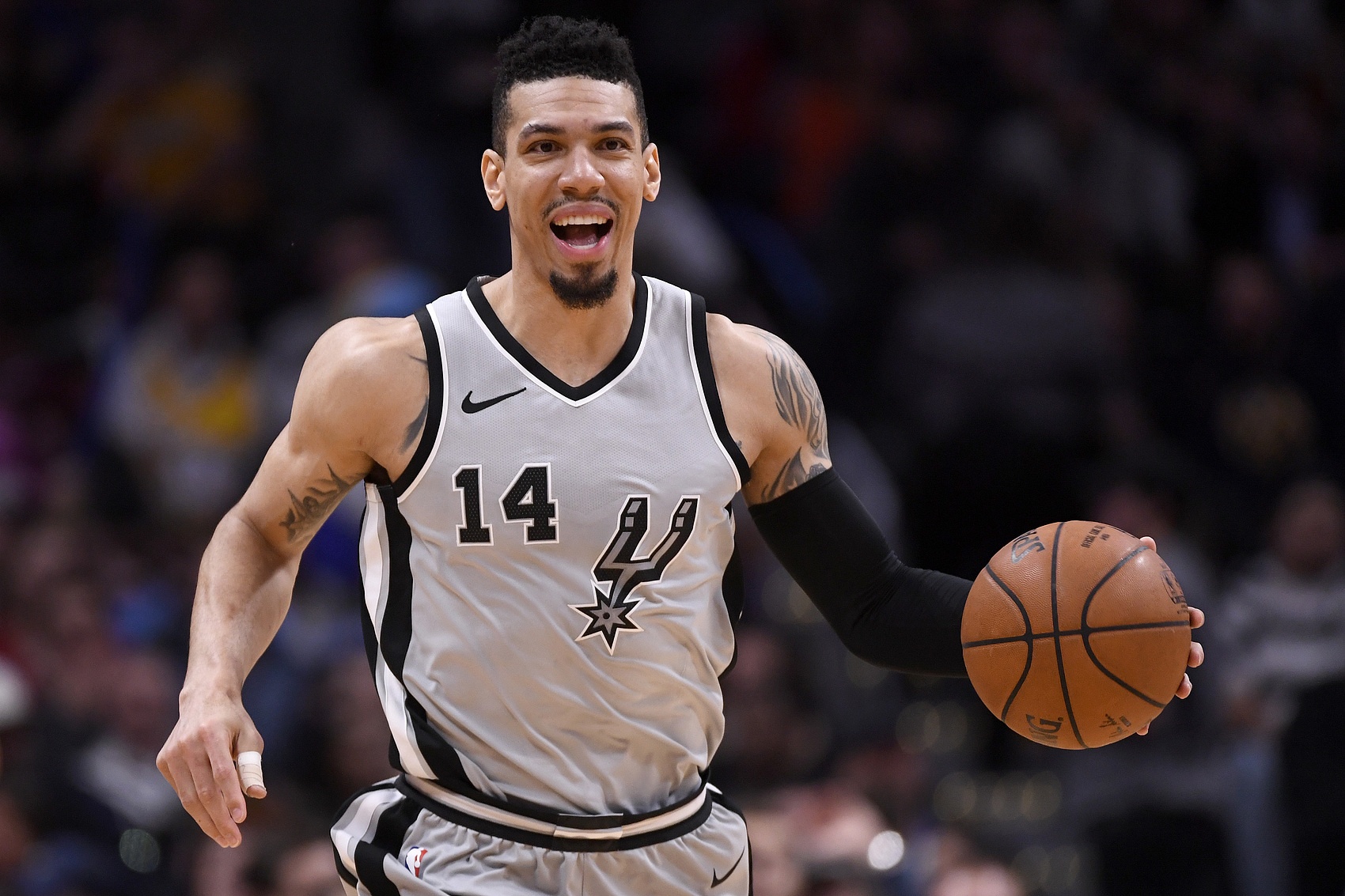 Bandao体育中心-铁林：13&amp;14马刺那么强因阵容稳定 大学篮球都很少一套班底打4年